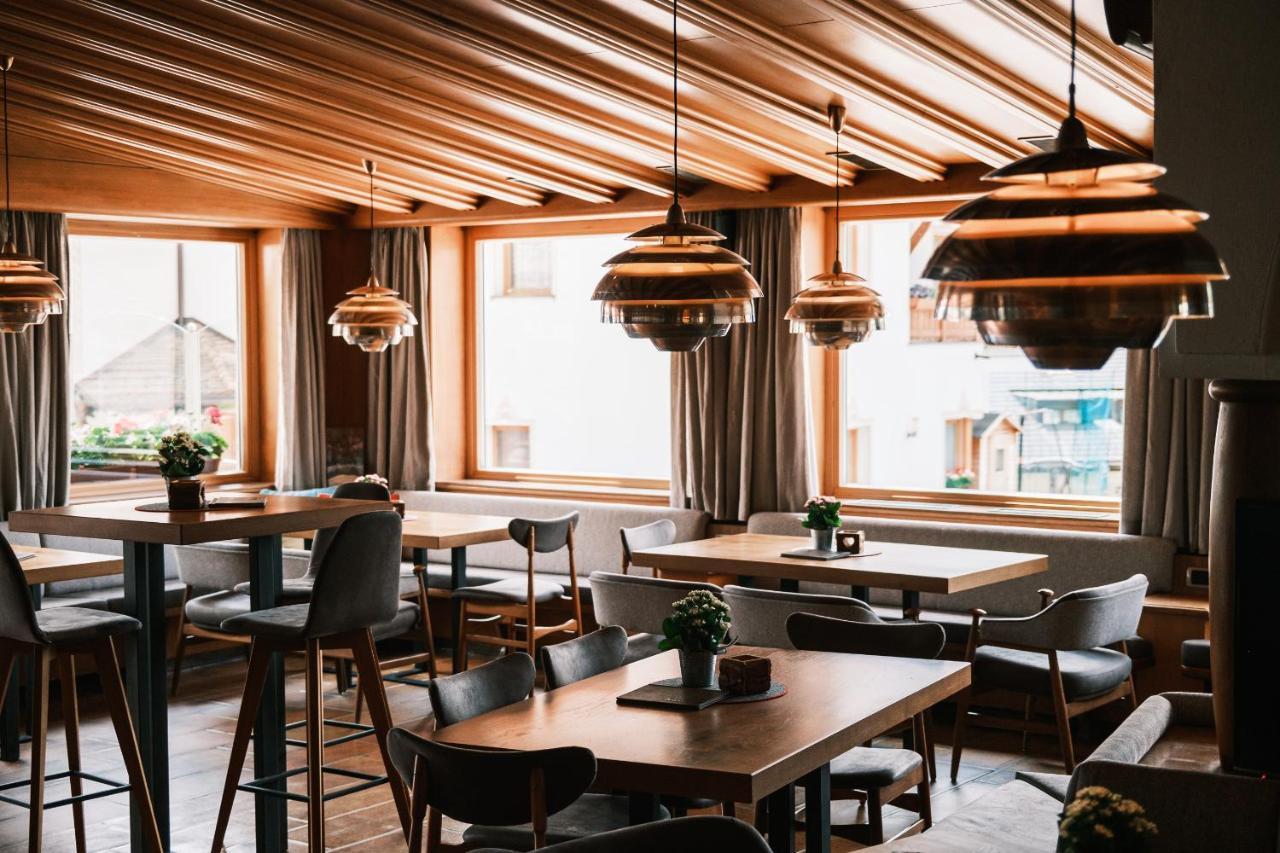 Kristiania Small Dolomites Hotel 塞尔瓦迪加尔代纳山谷 外观 照片