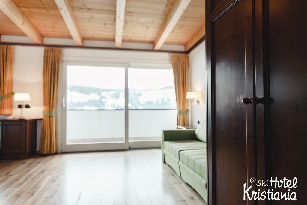 Kristiania Small Dolomites Hotel 塞尔瓦迪加尔代纳山谷 外观 照片